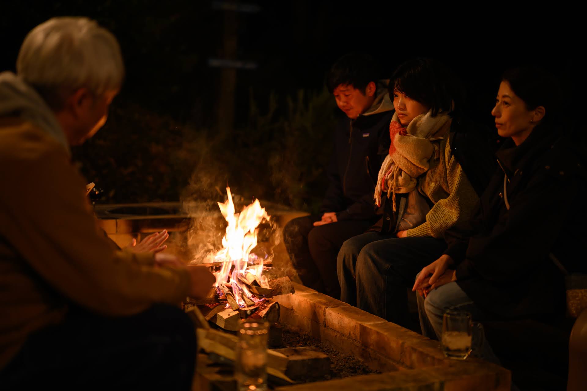 木のぬくもりと温かい光の中で心身を整え、新たなアイデアを生む特別なひととき